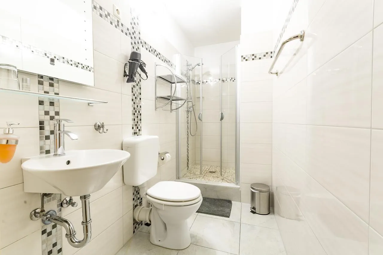 ***  Hotel Bouzid - Laatzen Germany