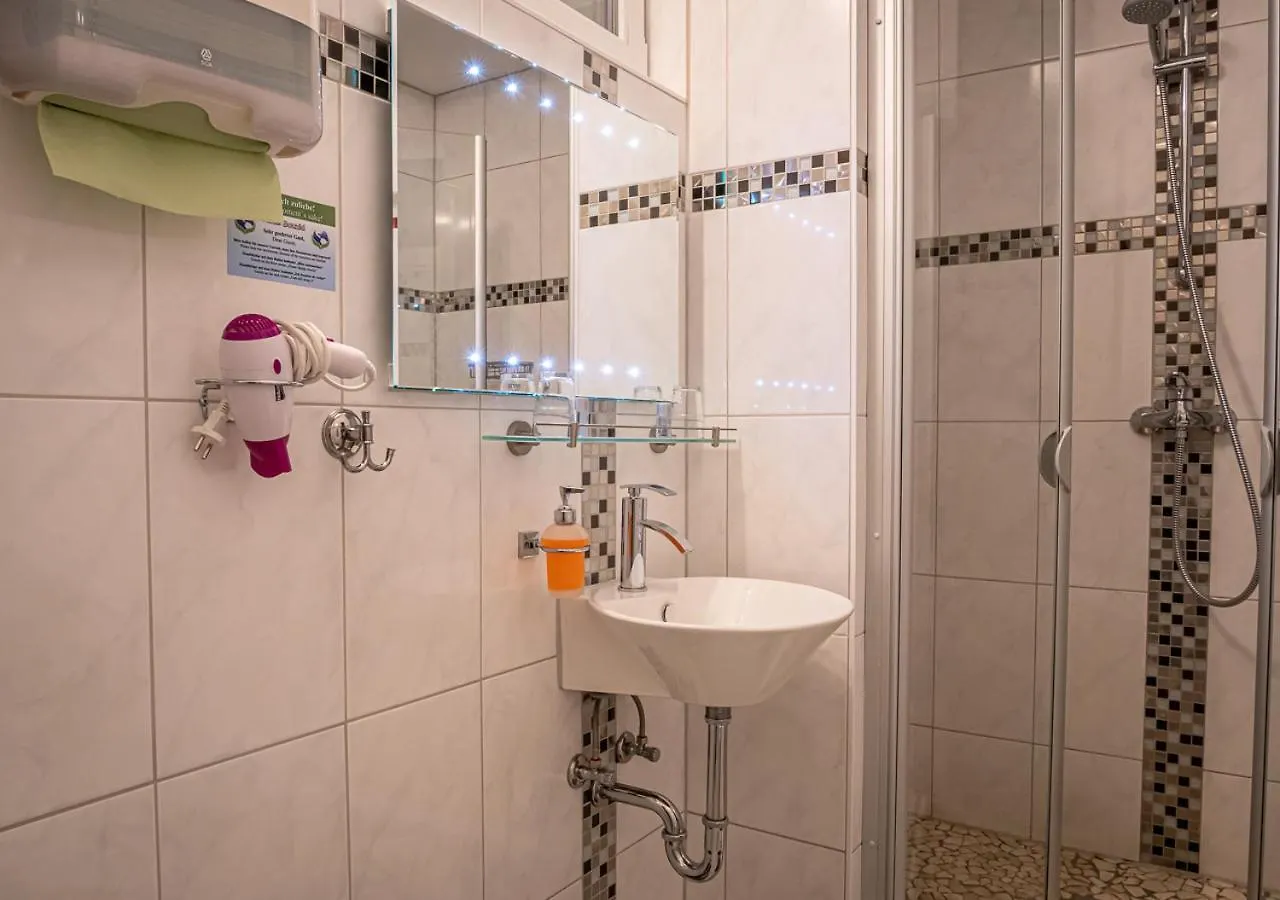 ***  Hotel Bouzid - Laatzen Germany